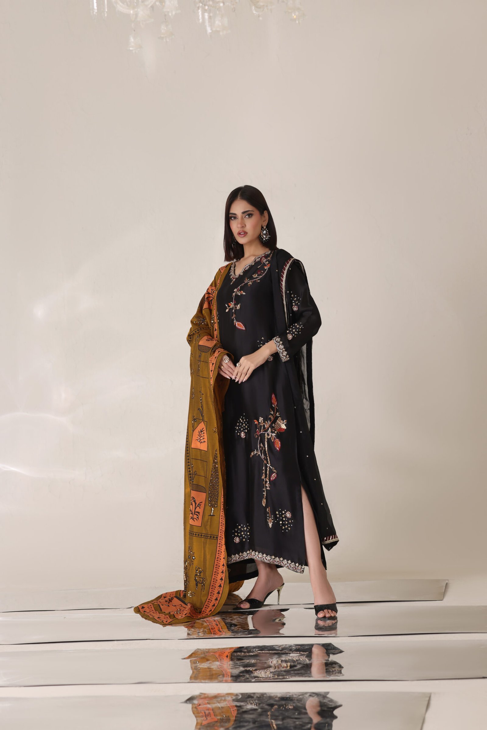 Veronica — Shawl — ZEPHYR - Image 4